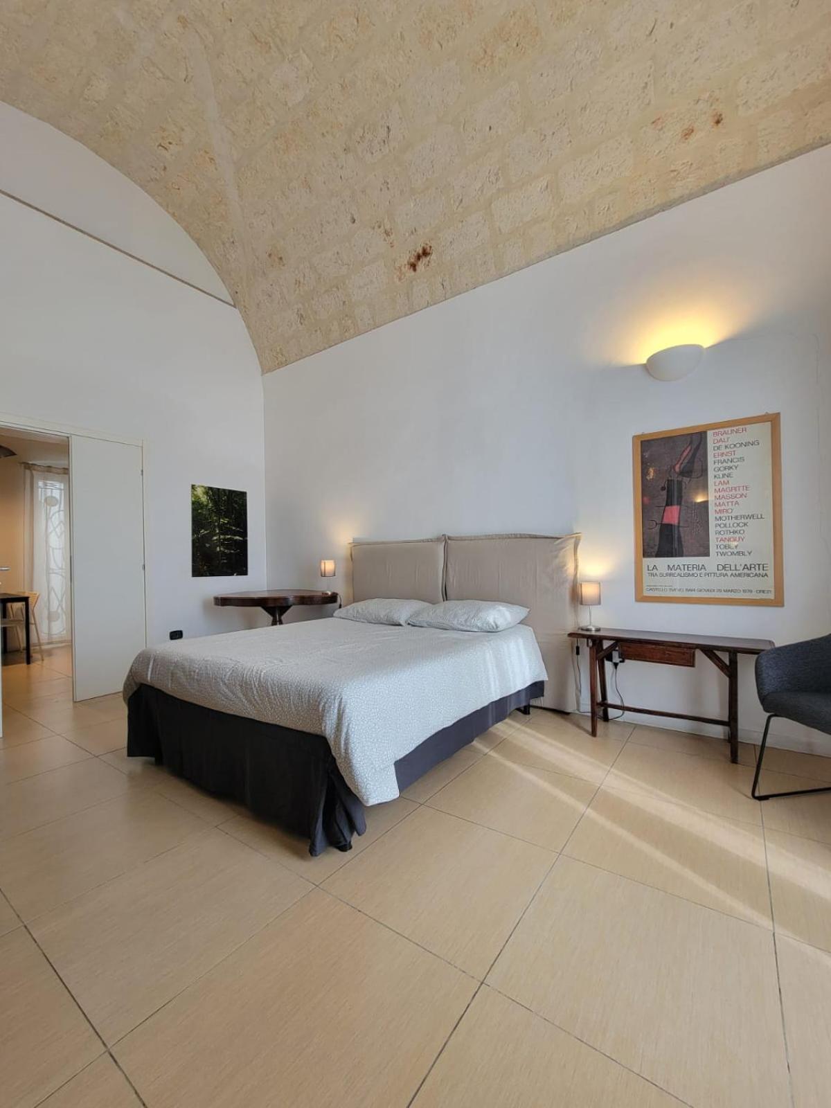 Central Station Apartment Bari Bagian luar foto