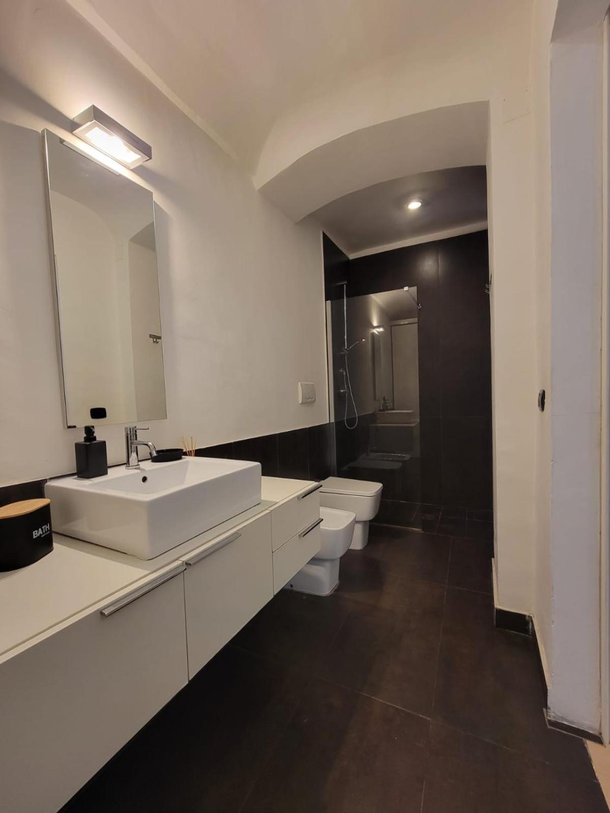Central Station Apartment Bari Bagian luar foto